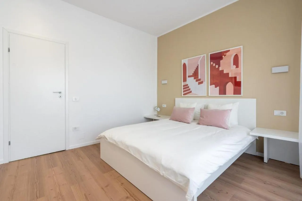 アパート Fabulous Apartament With View In Calea Victoriei ブカレスト